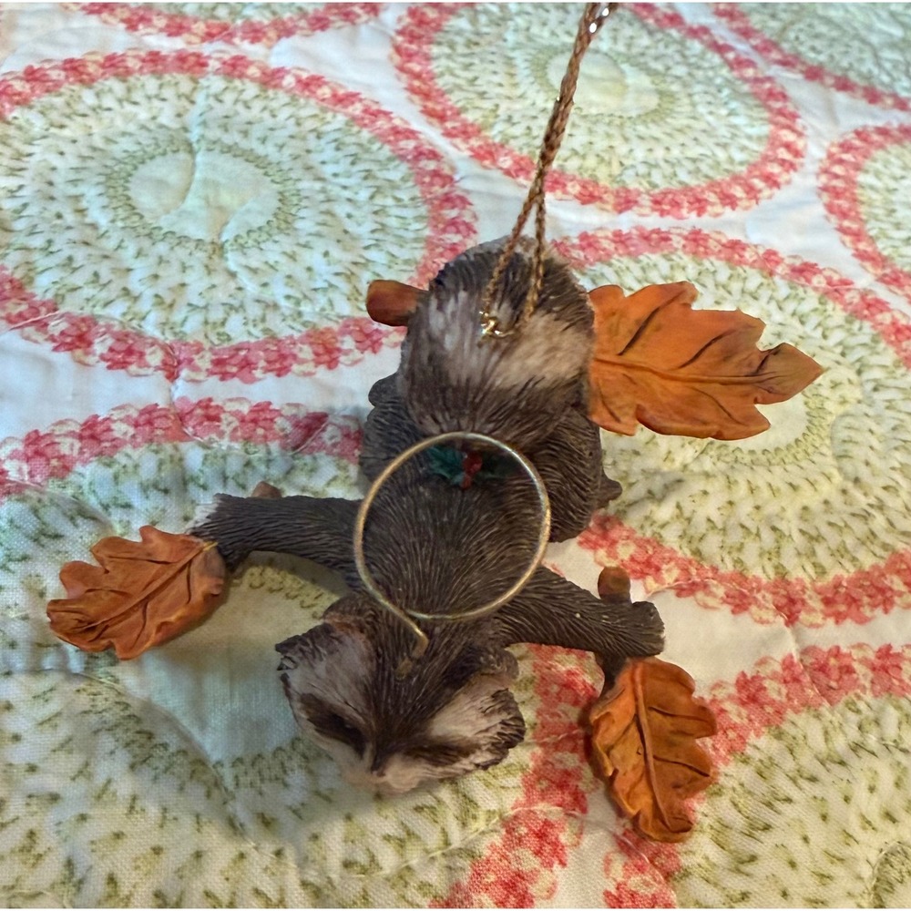 Silvestri Charming Tails Raccoon Christmas Ornament Fall Leaves Halo‎